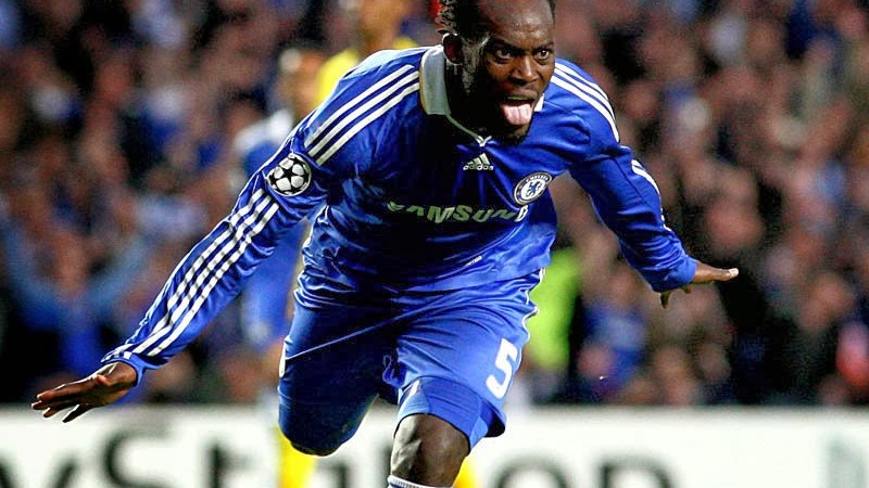 Cầu thủ Michael Essien - Gã cận vệ tận tụy của The Blues 1 Cầu thủ Michael Essien - Gã cận vệ tận tụy của The Blues